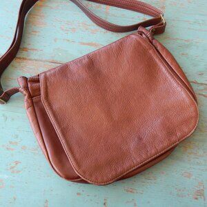 Unbranded Brown Leather Shoulder/Crossbody MESSENGER FLAP MEDIUM BAG